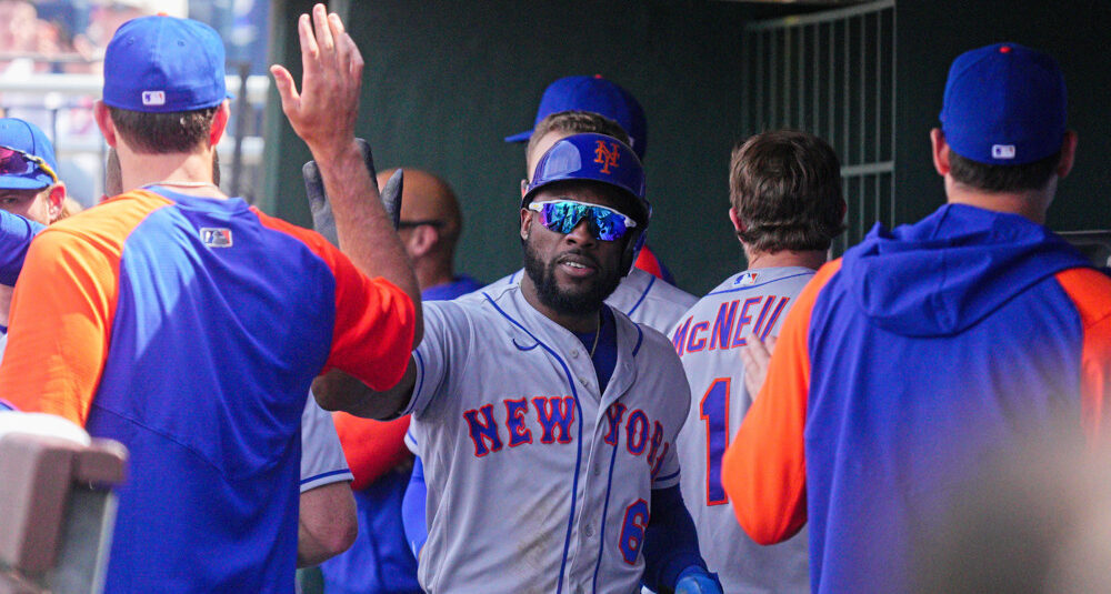 New York Mets Player High Five