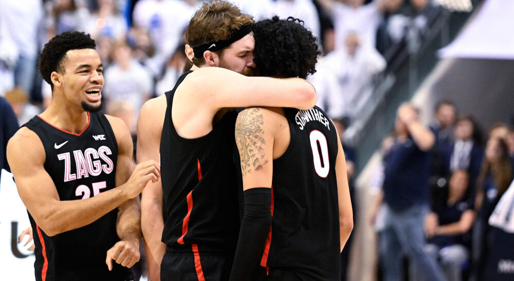 Gonzaga players embrace after play